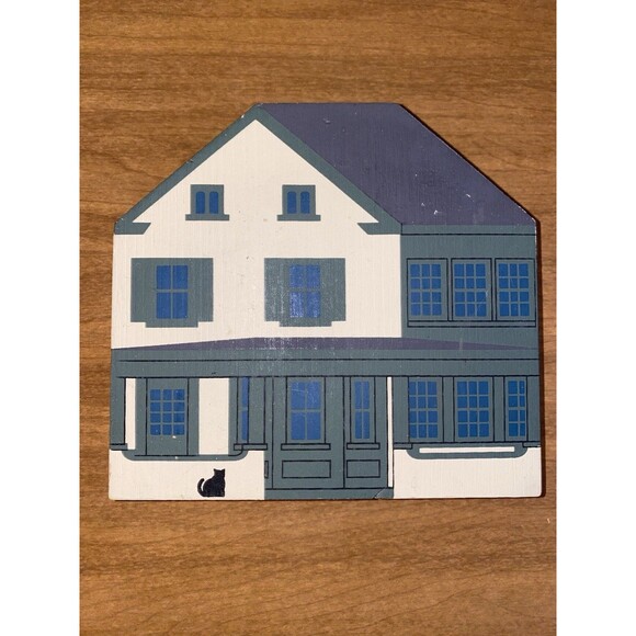 Lot of 7 Vintage Cat's Meow Assorted Village Pieces 80's & 90's SIGNED - Picture 7 of 8